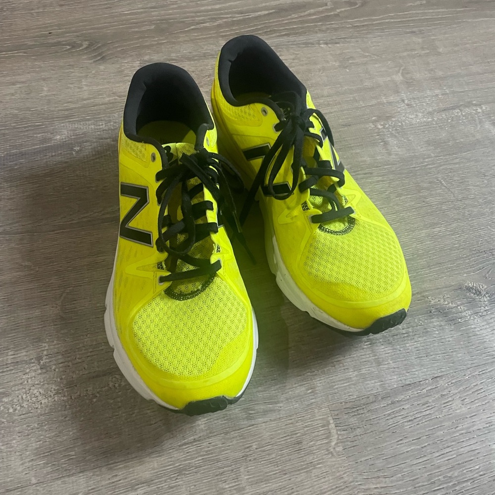 New Balance Yellow Black Athletic Trainers